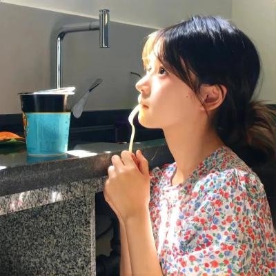 富有同情心的间谍